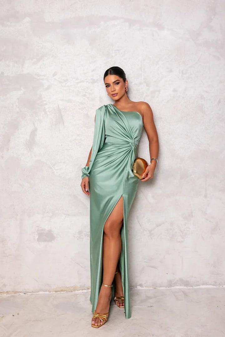 Kyara™ - Elegant and Refined Dress
