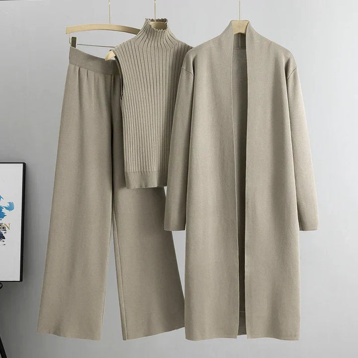 Antonietta™ - Elegant 3-Piece Set